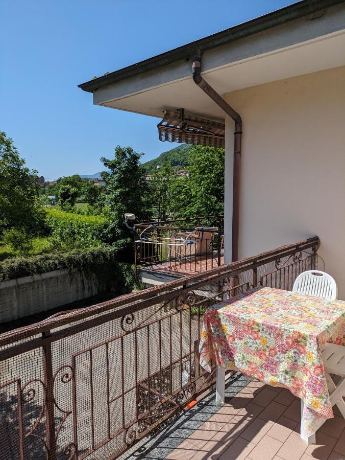 Apartmán Relax E Passeggiate Tra Laghi E Monti Casale Corte Cerro Exteriér fotografie